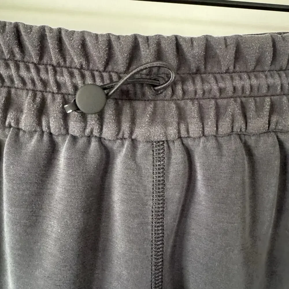 Lululemon Softstreme Bra Tank and High Rise Shorts Set Black/Grey Size 4